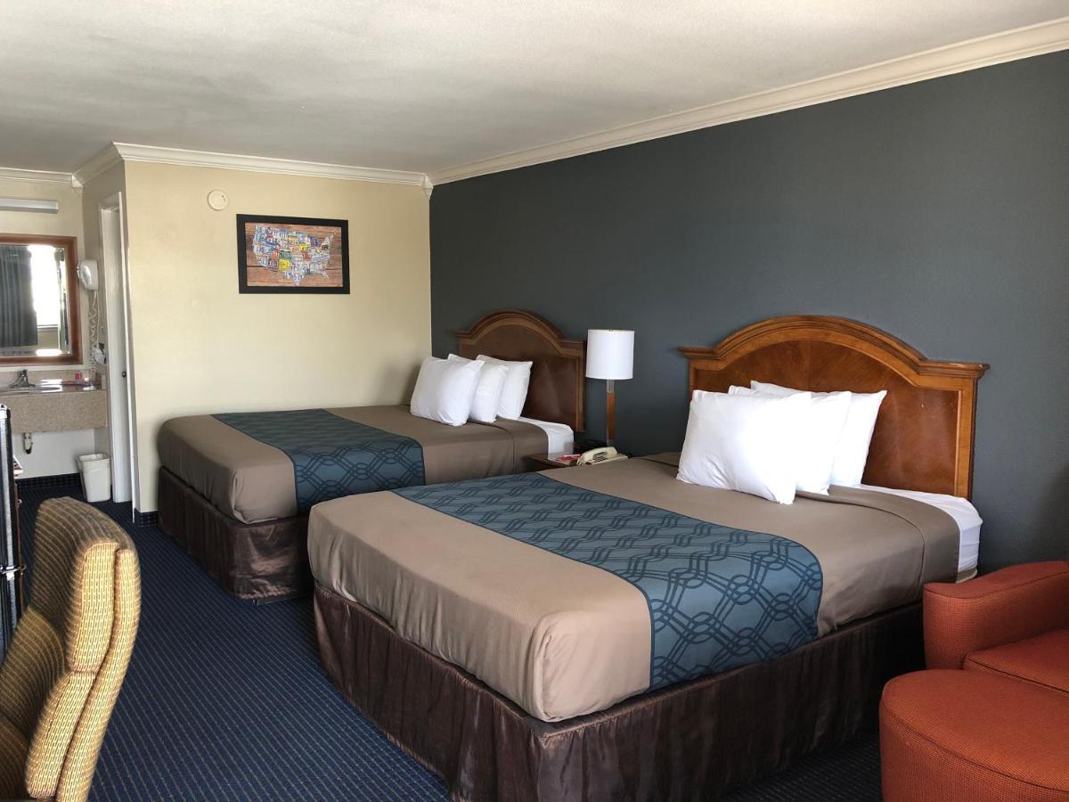 University Inn & Suites 샌안토니오 외부 사진