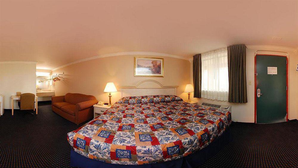 University Inn & Suites 샌안토니오 외부 사진