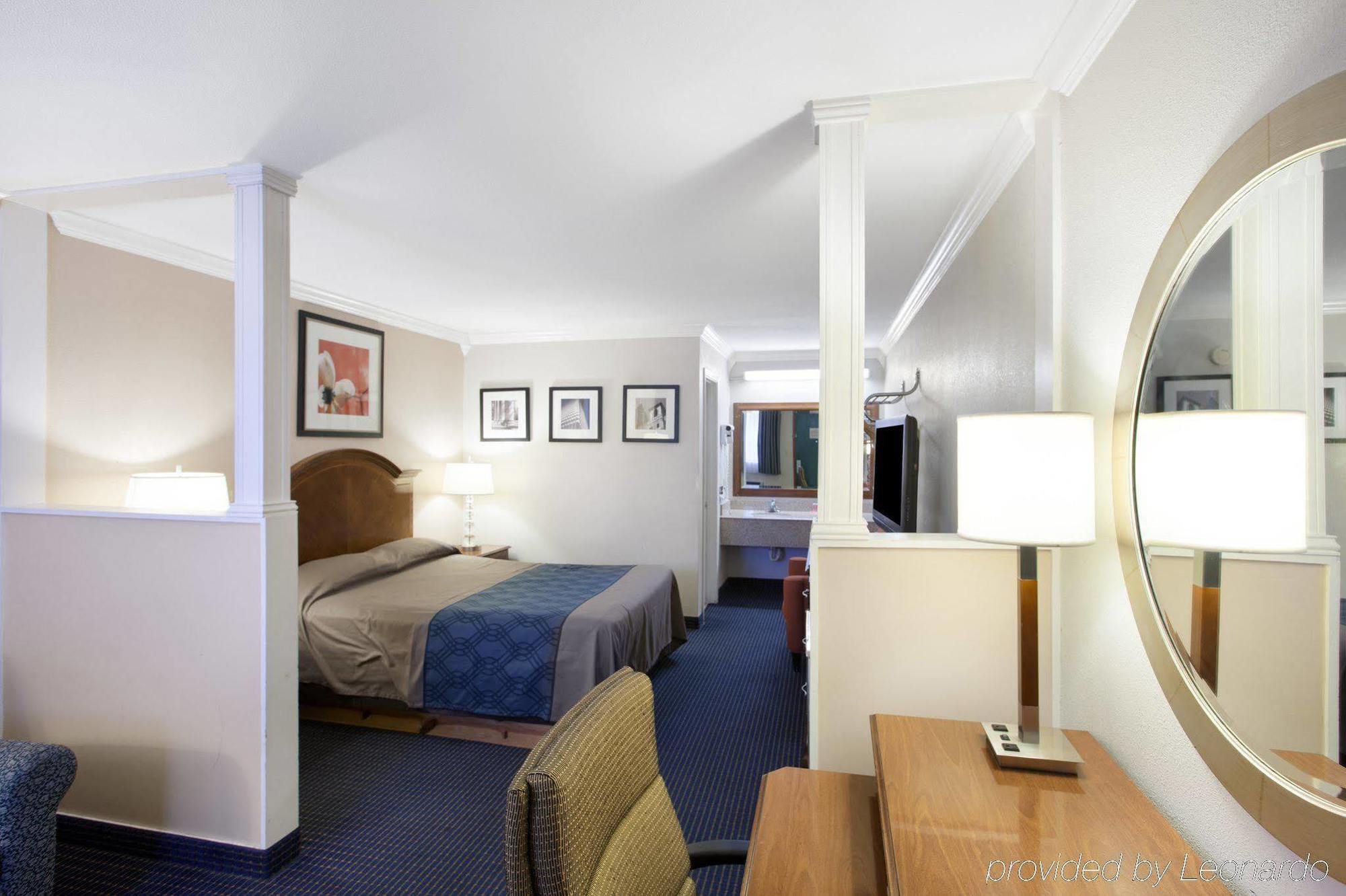 University Inn & Suites 샌안토니오 외부 사진