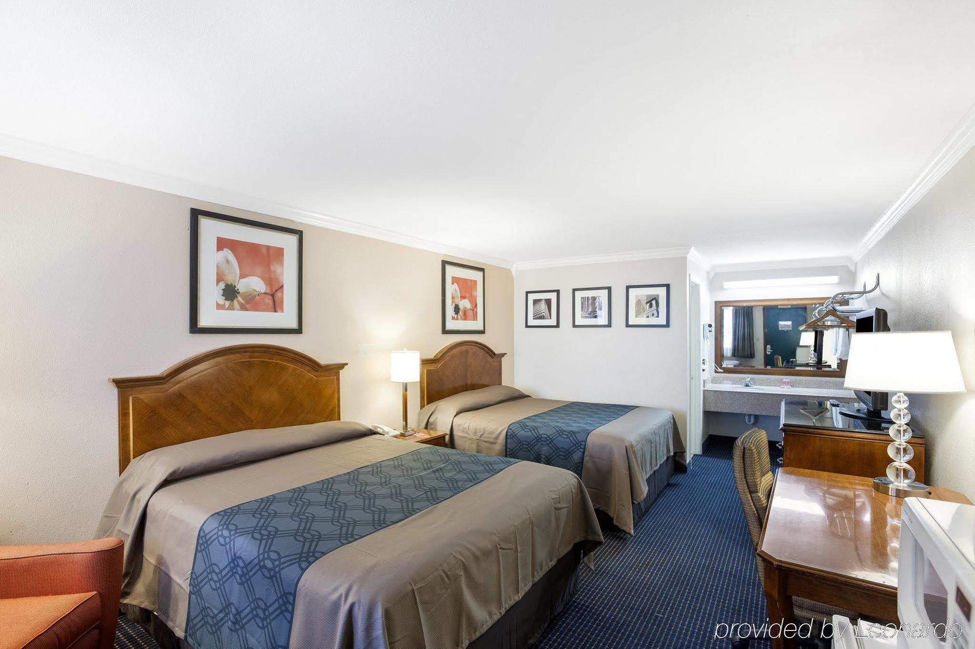 University Inn & Suites 샌안토니오 외부 사진