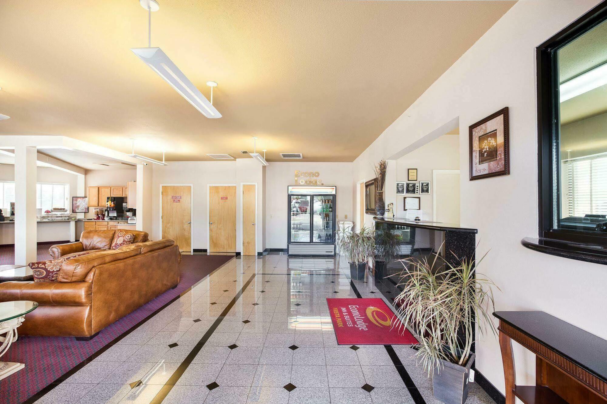 University Inn & Suites 샌안토니오 외부 사진