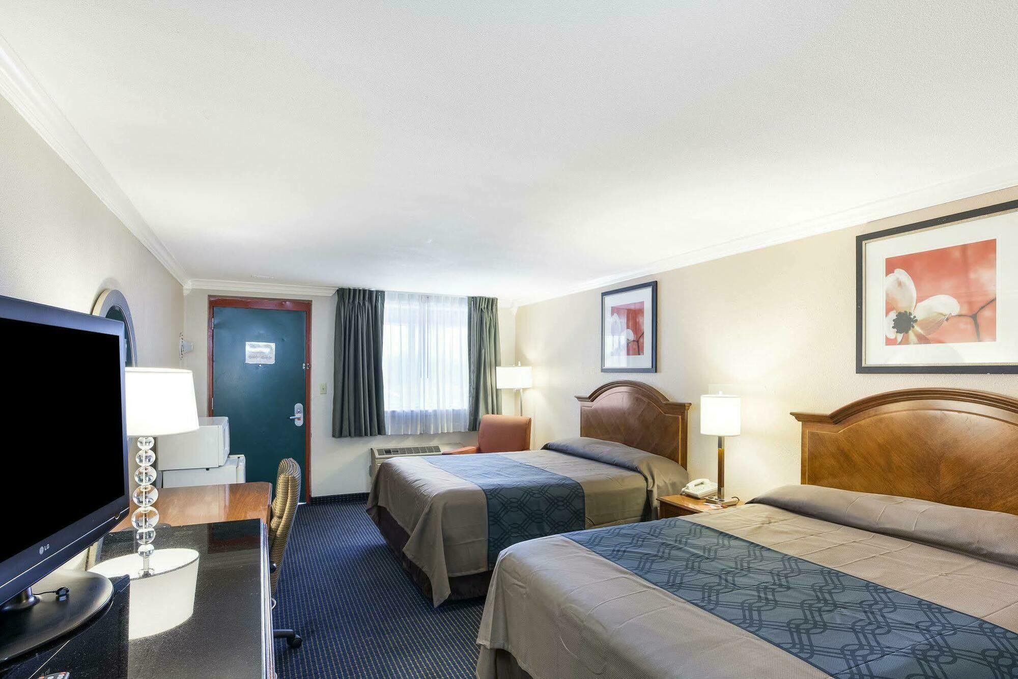 University Inn & Suites 샌안토니오 외부 사진