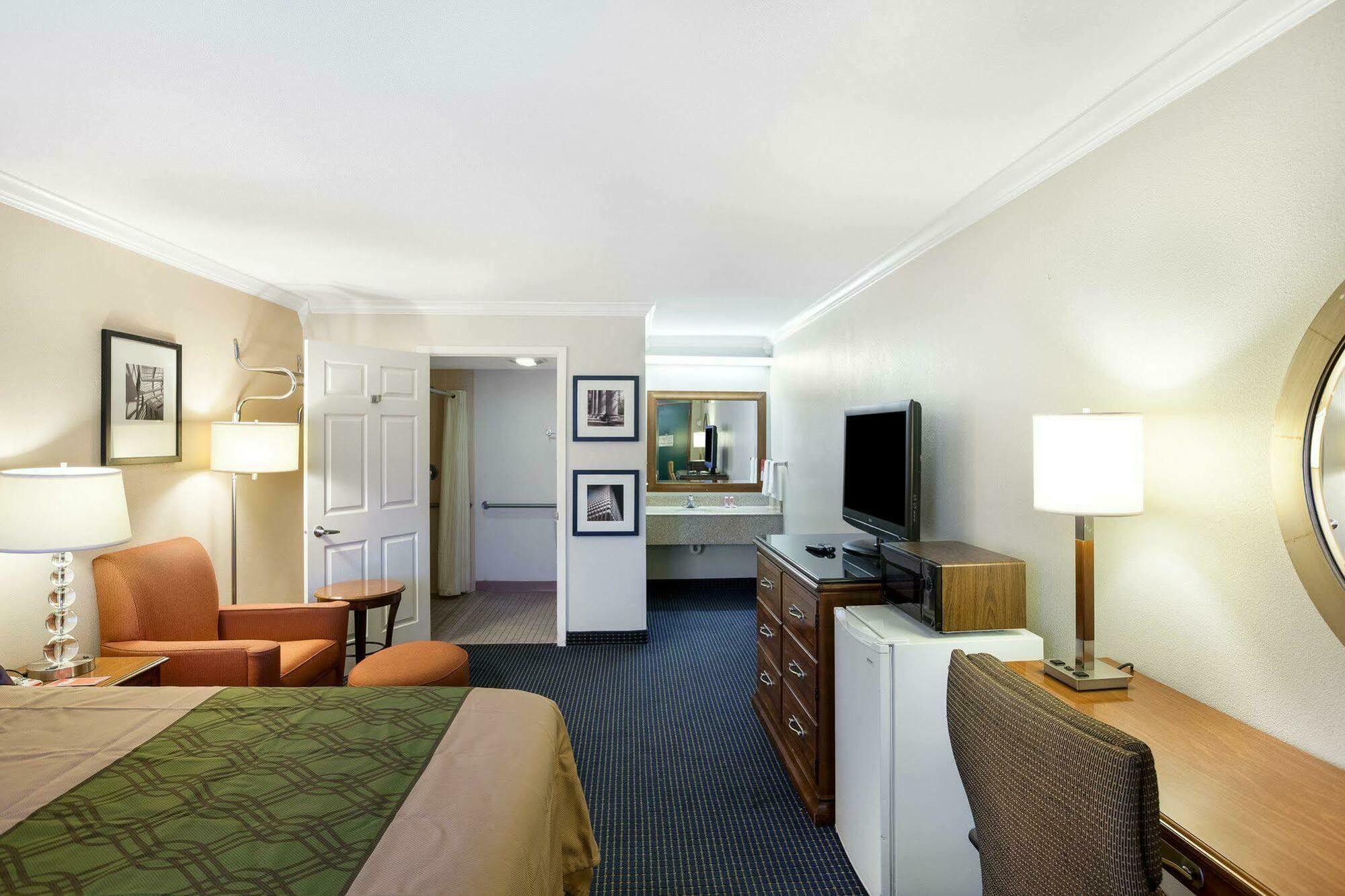 University Inn & Suites 샌안토니오 외부 사진