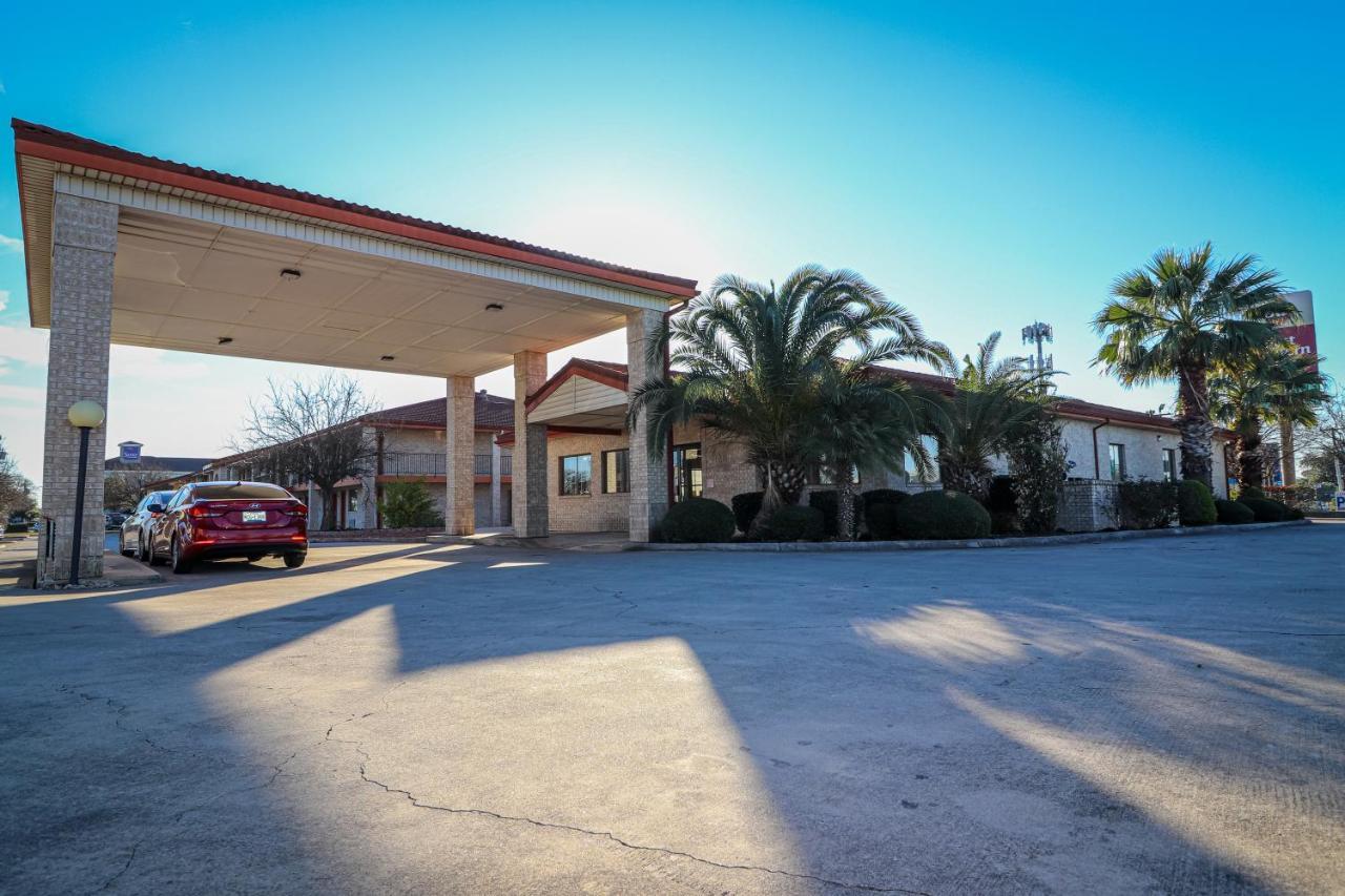 University Inn & Suites 샌안토니오 외부 사진